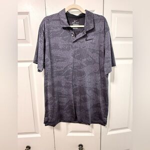 Nike Men's Patterned Gray Polo Shirt